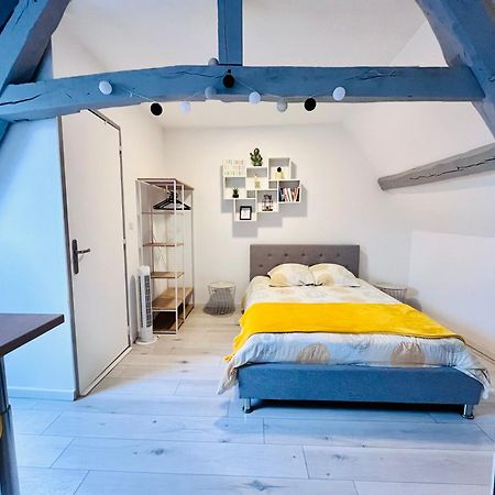 Au Petit Marcade Apartment Абвил Екстериор снимка