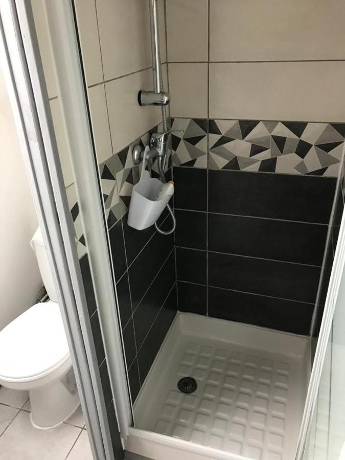 Au Petit Marcade Apartment Абвил Екстериор снимка